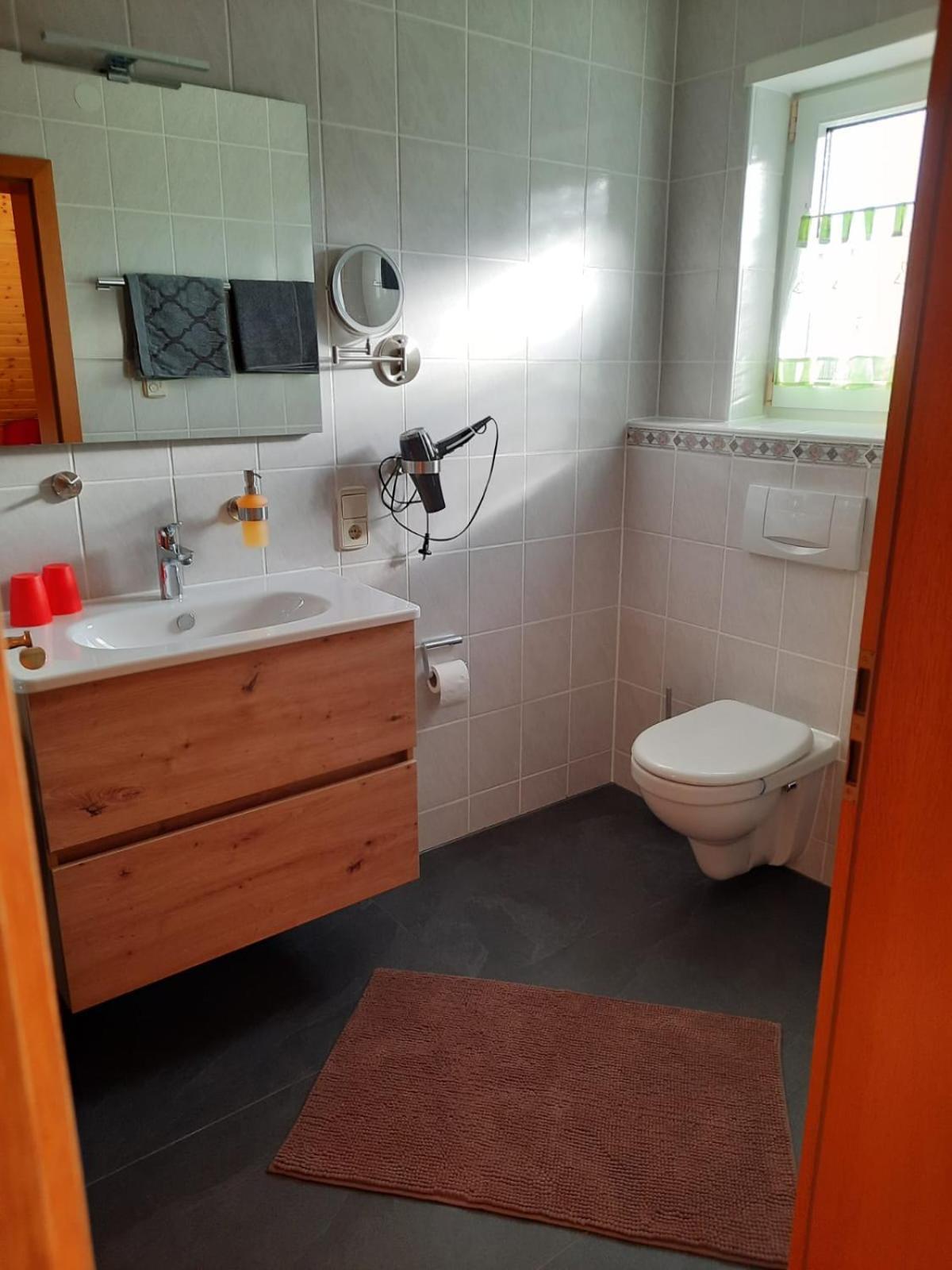 Gaestehaus Moni Jaeger Weyher Zewnętrze zdjęcie